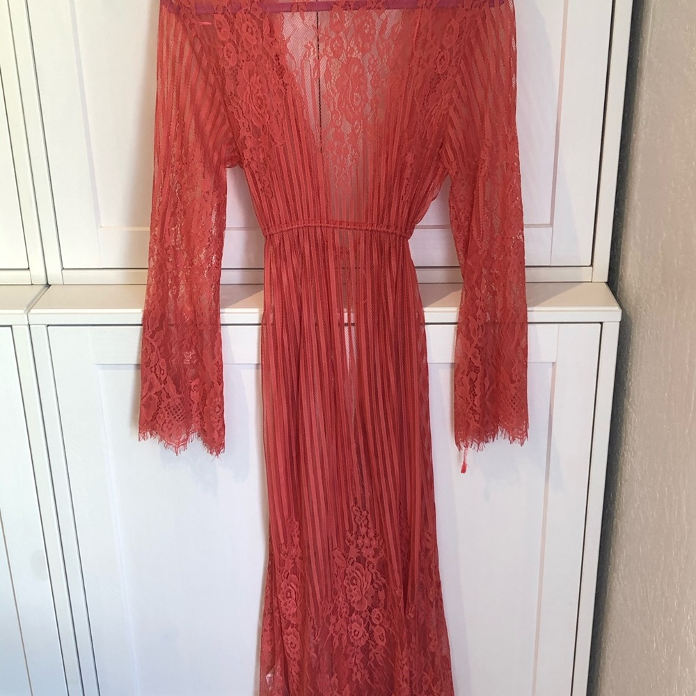 Lace Robe/Cover-Up - Picture 2 of 5